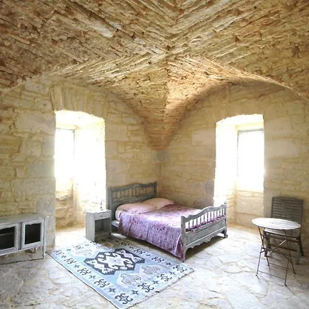 Le Chateau De St Chamarand * Saint-Chamarand