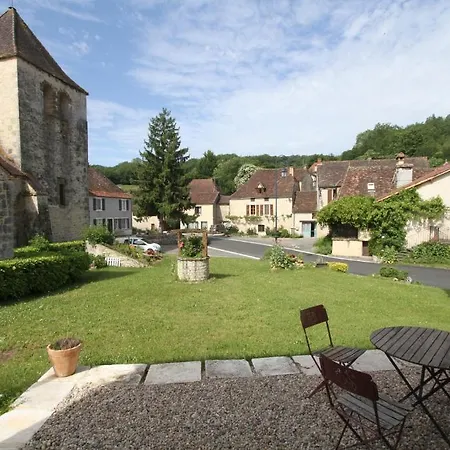Le Chateau De St Chamarand Pensión *
